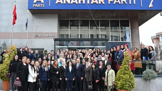 Anahtar Parti Kadın Kolları 100 Bin Üye Hedefini Açıklıyor