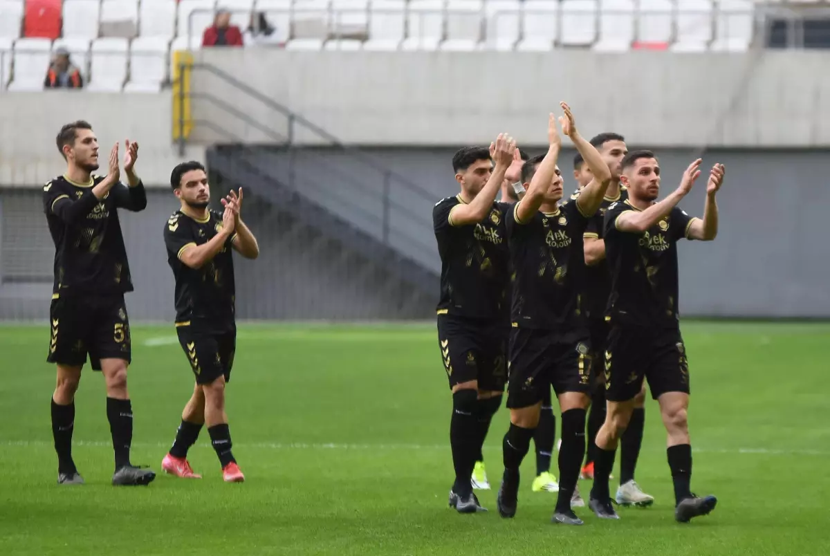 Altay, Bornova 1877'yi Evinde Ağırlıyor: Küme Mücadelesi Kritik Maçta Buluşuyor