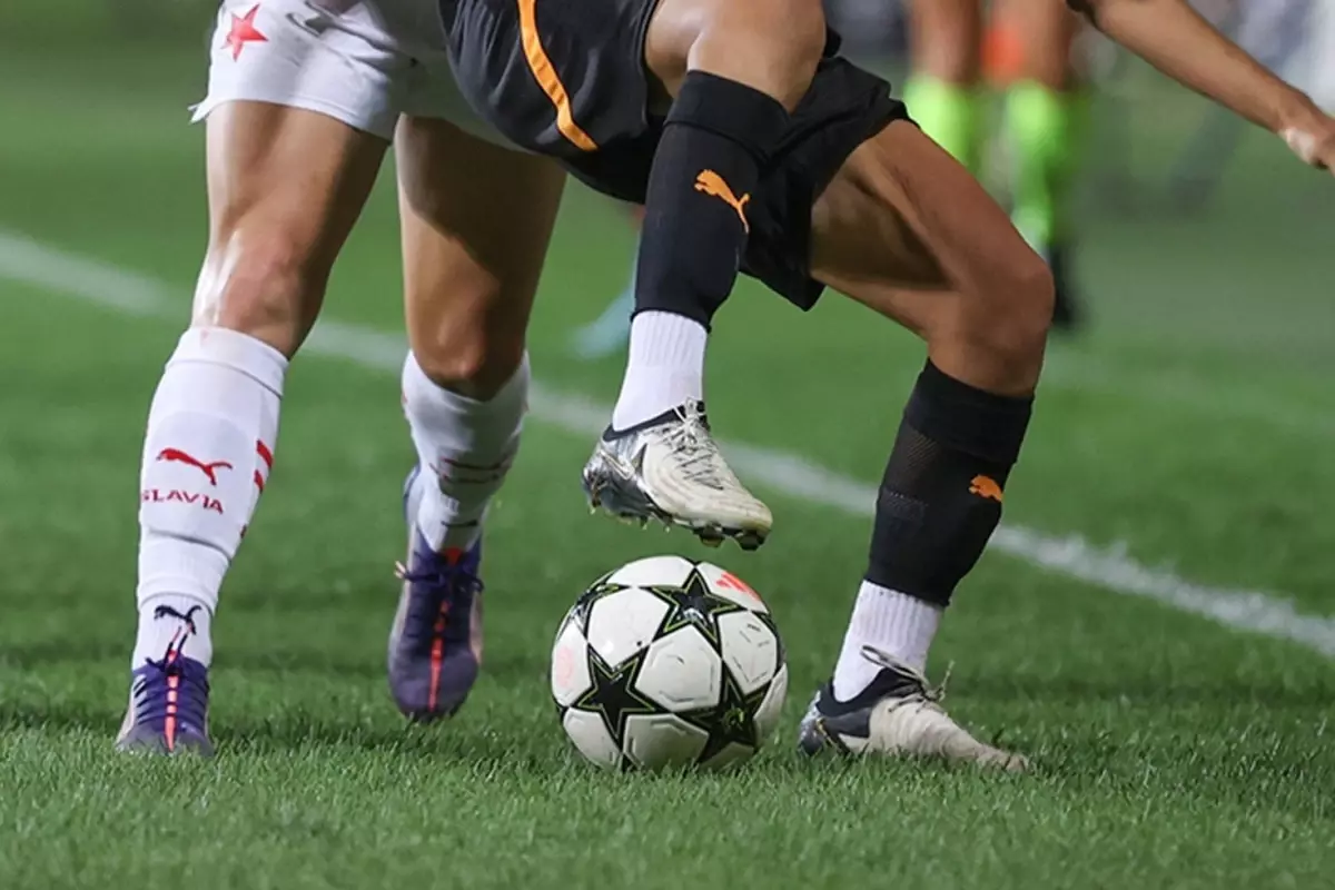 Karacabey Belediyespor, Cezalı Futbolcuyu Sahaya Soktuğu İçin 3-0 Mağlubiyet Yaşadı