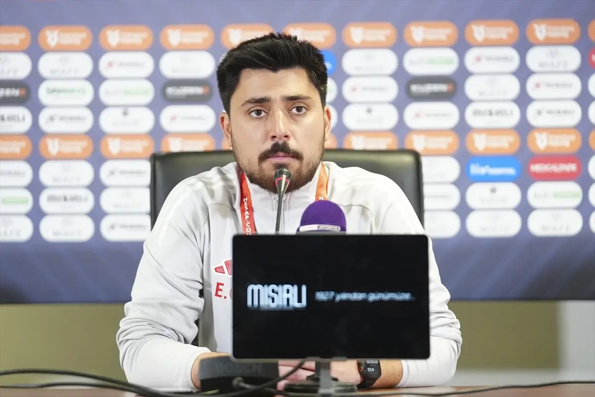 Antalyaspor Teknik Direktörü Maç Sonrası Üzüntüsünü ve Gelecek Planlarını Açıklıyor