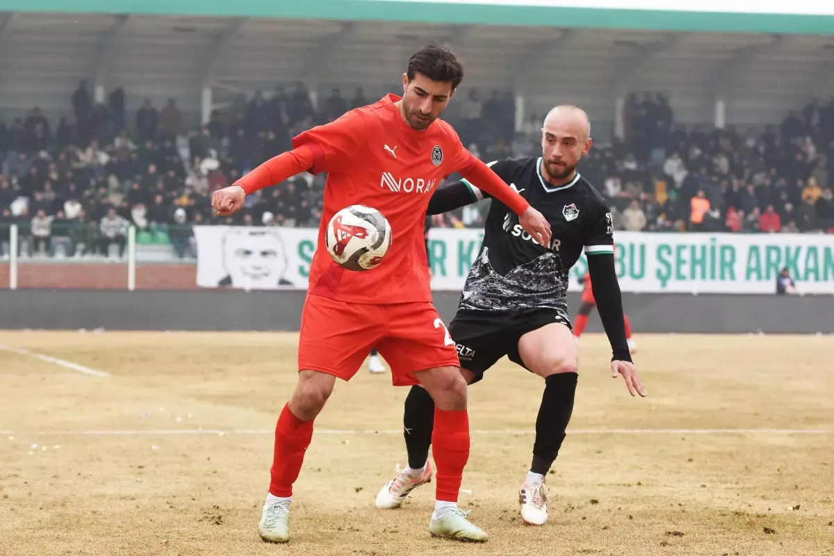 Manisa FK, Boluspor'u Konuk Ederek Puan Mücadelesinde Önemli Bir Adım Atıyor