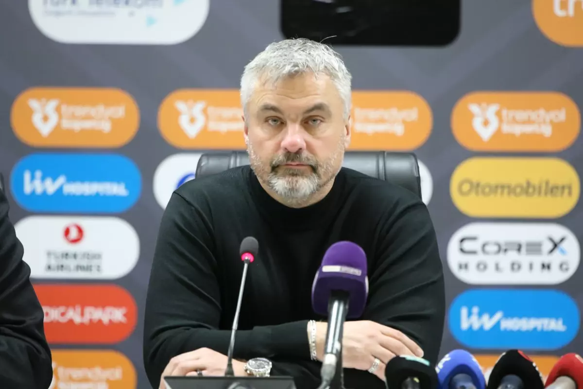 Trabzonspor, Samsunspor'u 3-0 Mağlup Ederek Sahasını Güçlendirdi