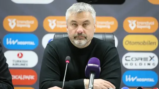 Trabzonspor, Samsunspor'u 3-0 Mağlup Ederek Sahasını Güçlendirdi