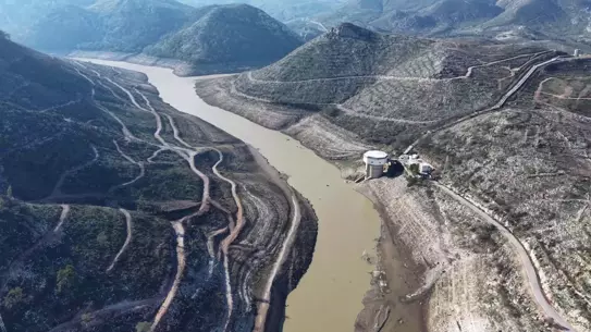 Barajların su seviyesi yükselirken kuşbakışı görüntü