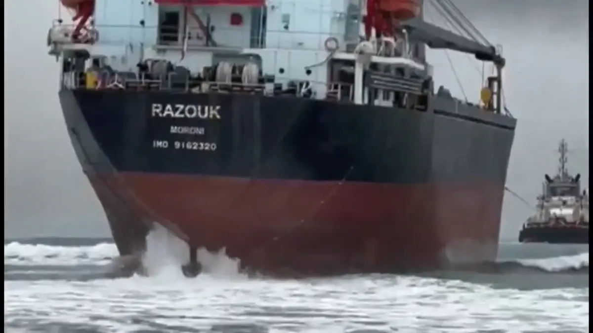 Sarıyer'de Karaya Oturan Razouk Kargo Gemisi 7 Gün Sonra Kurtarıldı