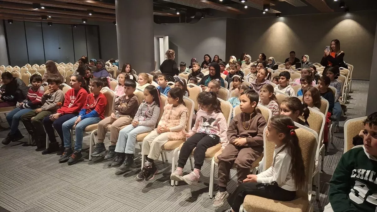 Beypazarı Aile Yaşam Merkezi'nde Çocuklara Okuma Sevgisi Aşılayan Renkli Etkinlik