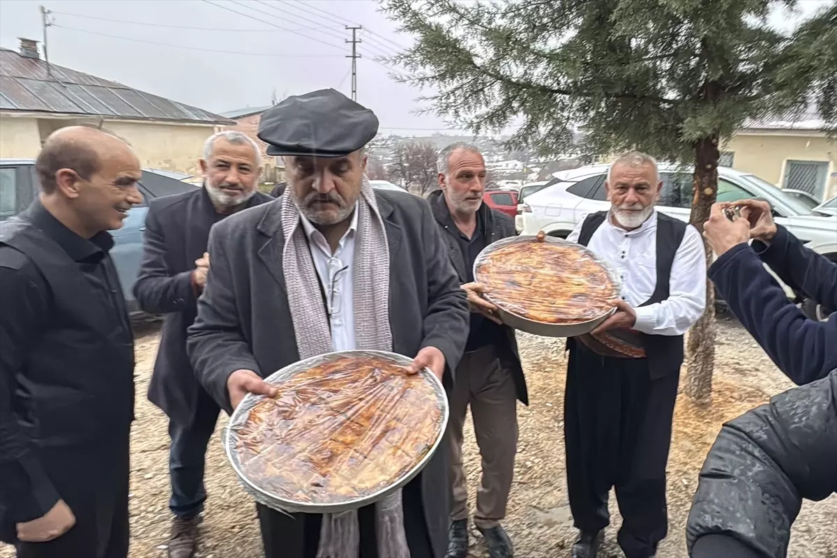 Elazığ Karaali Köyünde Sere Sale Geleneği Yeniden Canlanıyor
