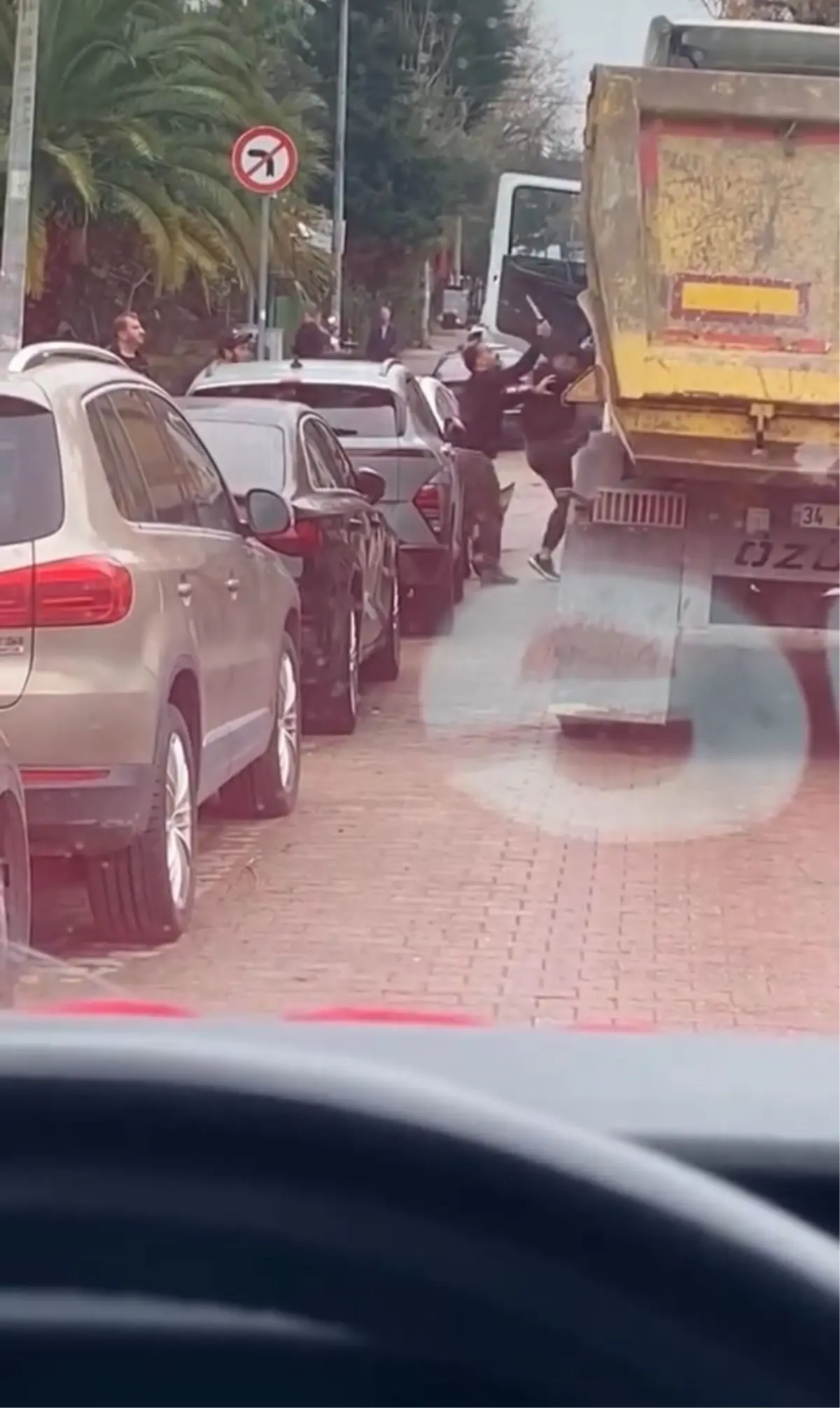 Güngören'de Trafik Çarpışması Bıçaklı Savaşla Sonuçlandı