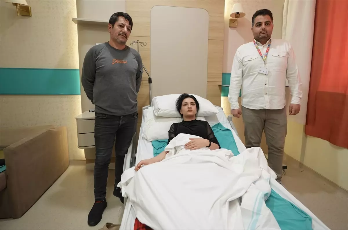 Ağrı’da Sıcak Su Torbası Patladı: 19 Yaşındaki Genç Kız Yanıldı