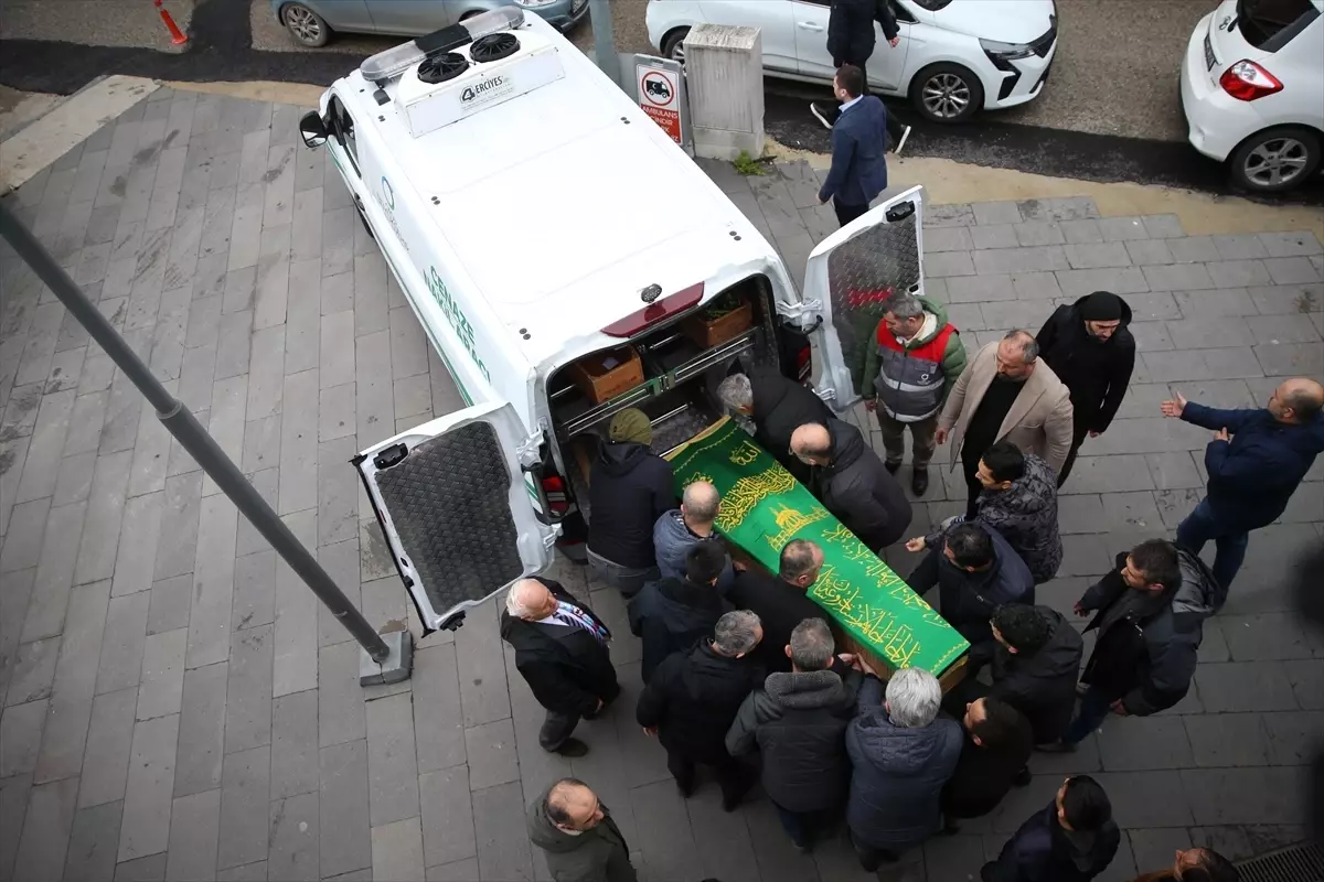 Ordu’da Halı Saha Kazası Sonrası Öğretmen Mesut Sarıboğa’nın Cenazesi Duygusal Anlar Yaşattı