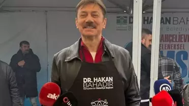 Festivalde ikram edilen taze hamsi tabakları