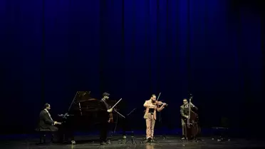 Janoska Ensemble, AKM'de Yeni Albümleriyle Büyüleyici Bir Konser Sunuyor
