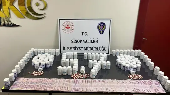 Operasyon sırasında ele geçirilen haplar