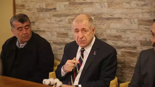 Zafer Partisi Genel Başkanı Ümit Özdağ, Hatay’da Tarım Odaları ve Esnafla Buluştu