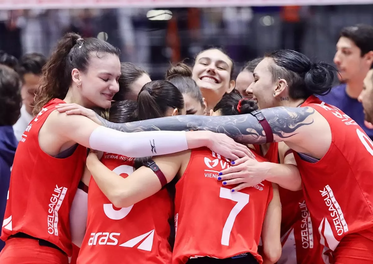 Aras Kargo, Eczacıbaşı'nı 3-2'lik Dar Maçta Geçti: 3 Maçlık Galibiyet Serisine Son