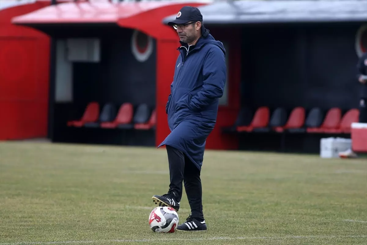 Gençlerbirliği, Fenerbahçe Maçına Hazır: Taktik ve Kadro Analizi