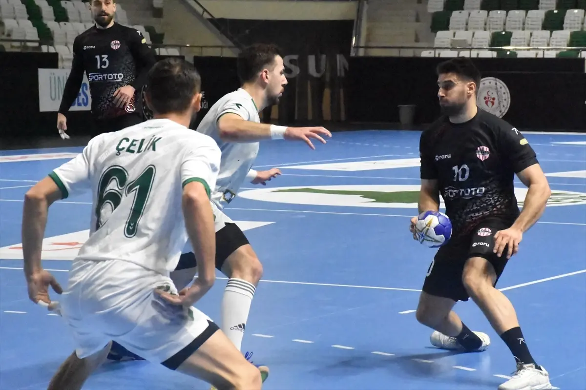 İstanbul Gençlik, Giresunspor'u 44-36 Yenerek 22. Haftada Galibiyete Ulaştı