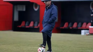 Gençlerbirliği antrenman sahasındaki taktik çalışması