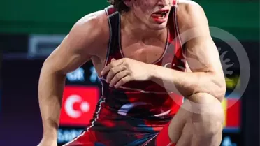 Finale yükselen Rıza Kayaalp ve Yüksel Sarıçiçek