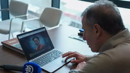 Abdullah Avcı oy kullandığı an