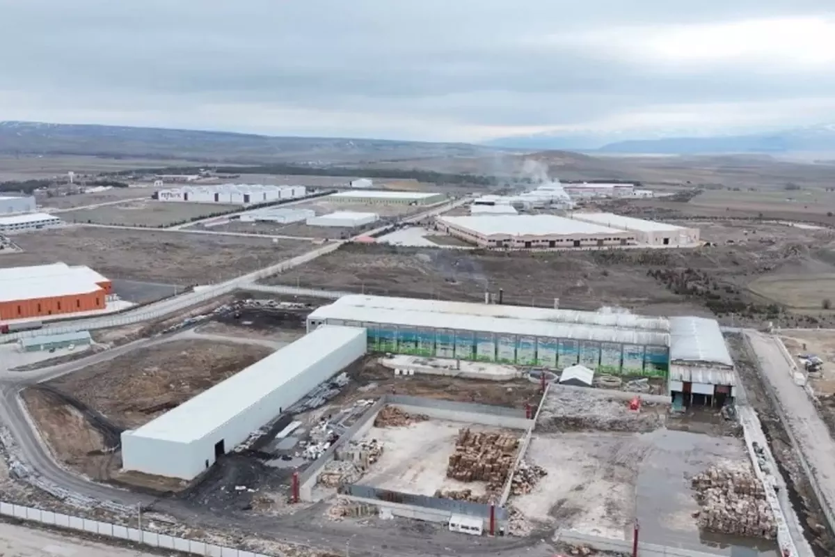 Çerkeş'te 250 Milyon Liralık Çanta Fabrikası Açılıyor, 100 Yeni İş İmkanı