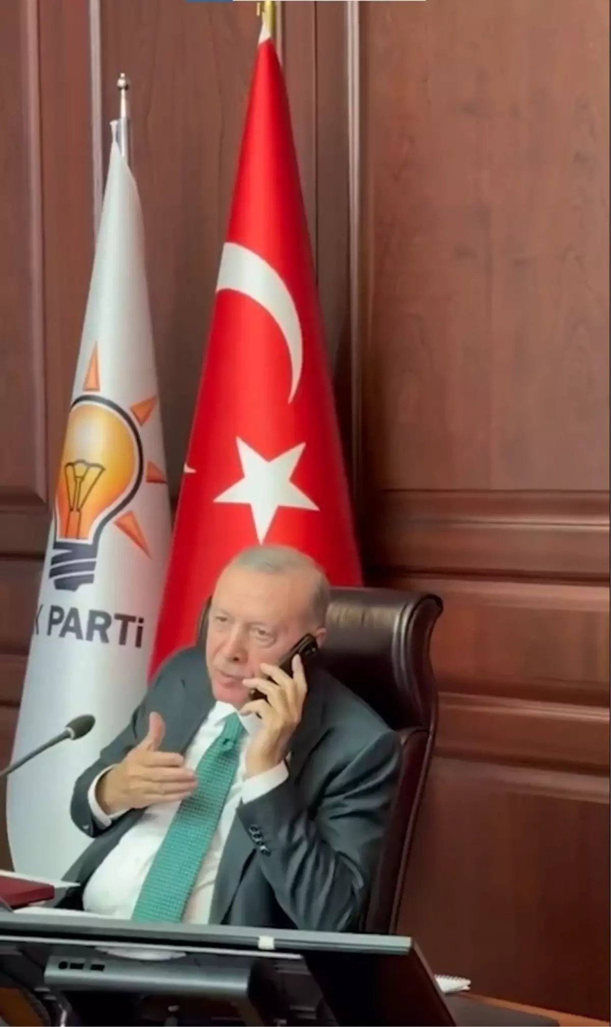 Erdoğan, Mihalgazi Belediye Başkanı Zeynep Güneş Akgün'ü AK Parti MYK Toplantısına Davet Etti