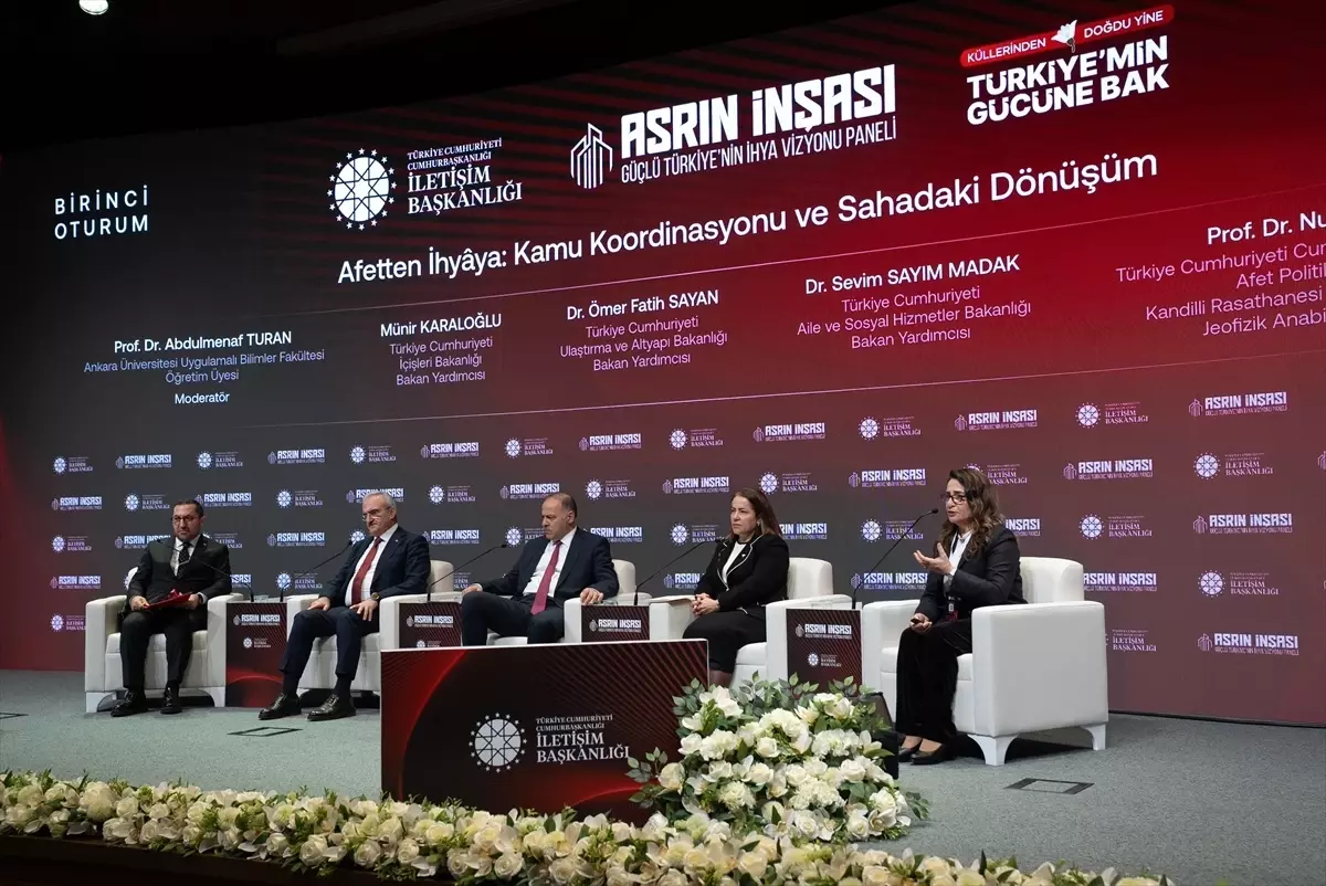 Afet Sonrası Yeniden Yapılanma: Uzmanların Paylaşımlarıyla İhyaya Paneli