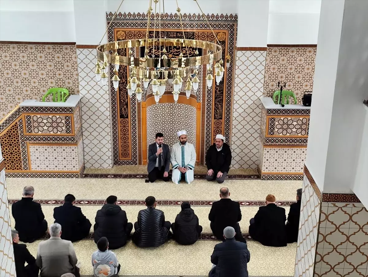 Nurdağı'nda Deprem Yıl Dönümünde Hacı Ahmet Camisi Yeniden Açıldı