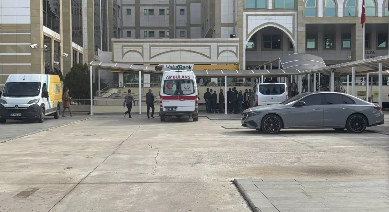 Antalya Adalet Sarayı'nda Güvenlik Görevlisi Şok Edici Şekilde Ölü Bulundu