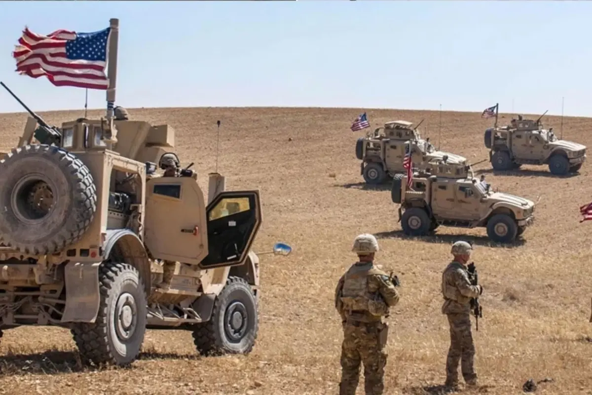 İran Devrim Muhafızları, ABD'nin Umman Şartlarını Reddetmesi Durumunda Askeri Saldırı Uyarısında Bulundu