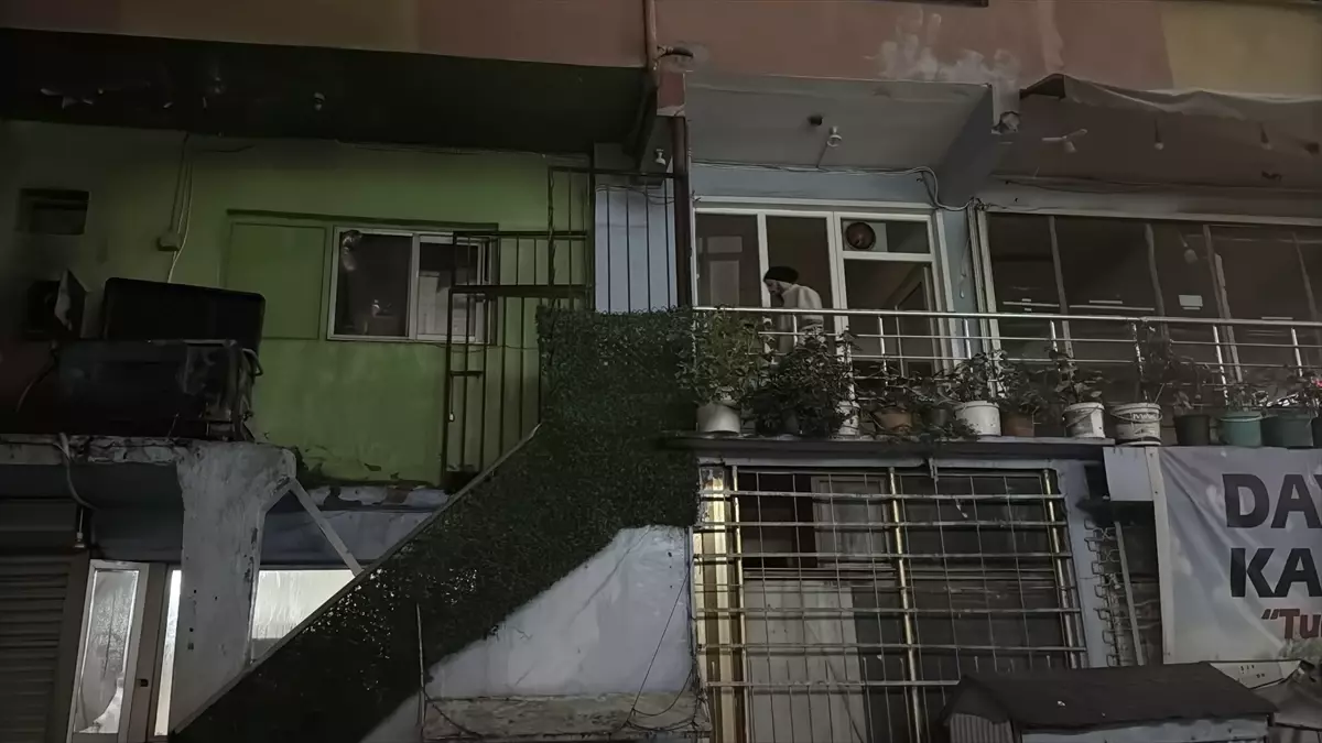 Darıca’da Kafe Balkonundaki Jeneratör Patladı, İtfaiye Hızla Müdahale Etti
