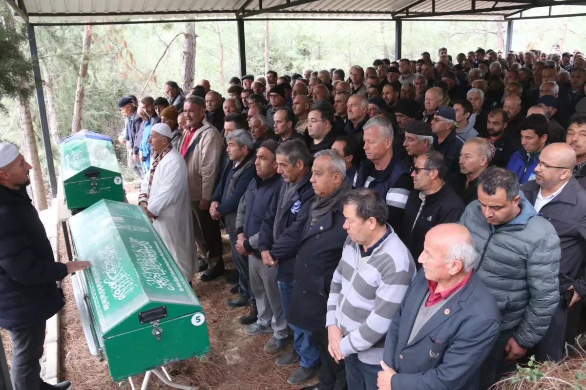 Fethiye’de Babaanne ve Torun Cenaze Töreni Gerçekleşti