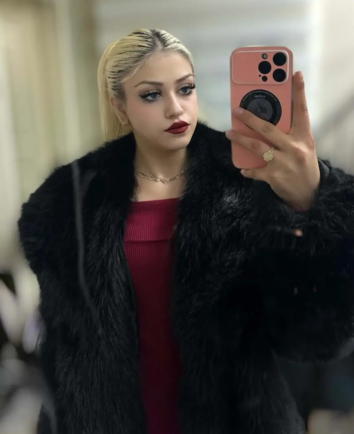 Menderes’te Şiddetli Sel: Otomobilde Kapalı Kardeşler Hayatını Kaybetti