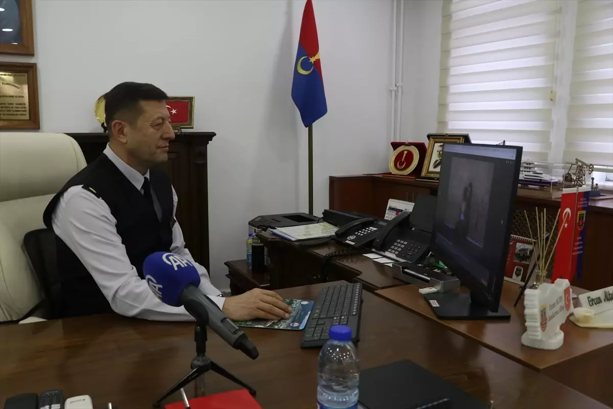 Yalova Jandarma Komutanı Albay Altın, AA’nın ‘Yılın Kareleri’ Oylamasına Katıldı