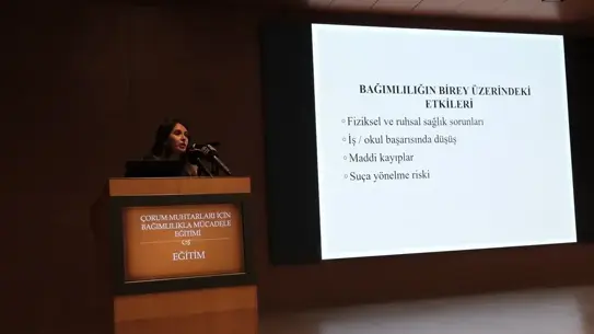 Eğitim sırasında sunum slaytı