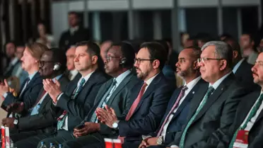 Panelde konuşma anı