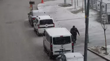 Van’da kar yağışı ve sis