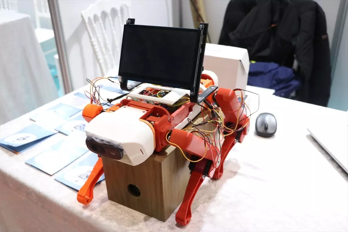 Kayseri'de Genç Zihinler Sahne Aldı: TÜBİTAK Lise Projeleri Sergisi Açıldı