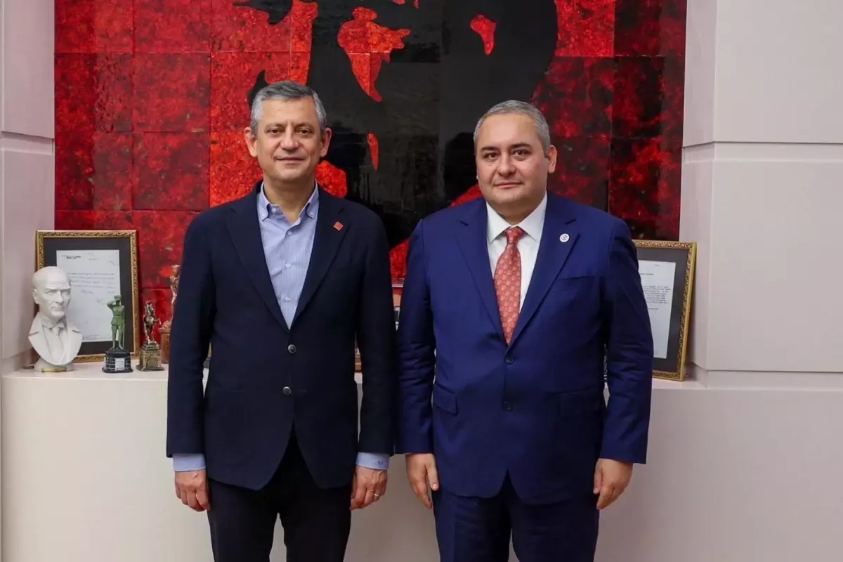 Keçiören Belediye Başkanı Mesut Özarslan, istifasını takiben bağımsız hizmete devam edeceğini açıkladı