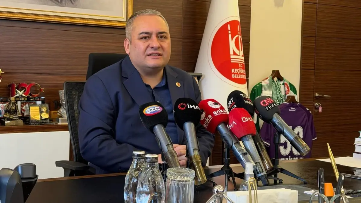 Keçiören Belediye Başkanı Özarslan, CHP Lideri Özgür Özel'e Suç Duyurusu Yaptı