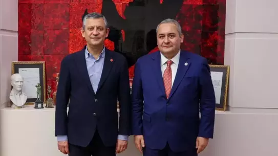 Mesut Özarslan açıklama yaparken