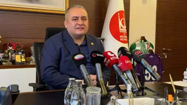 İstifa sonrası basın toplantısı