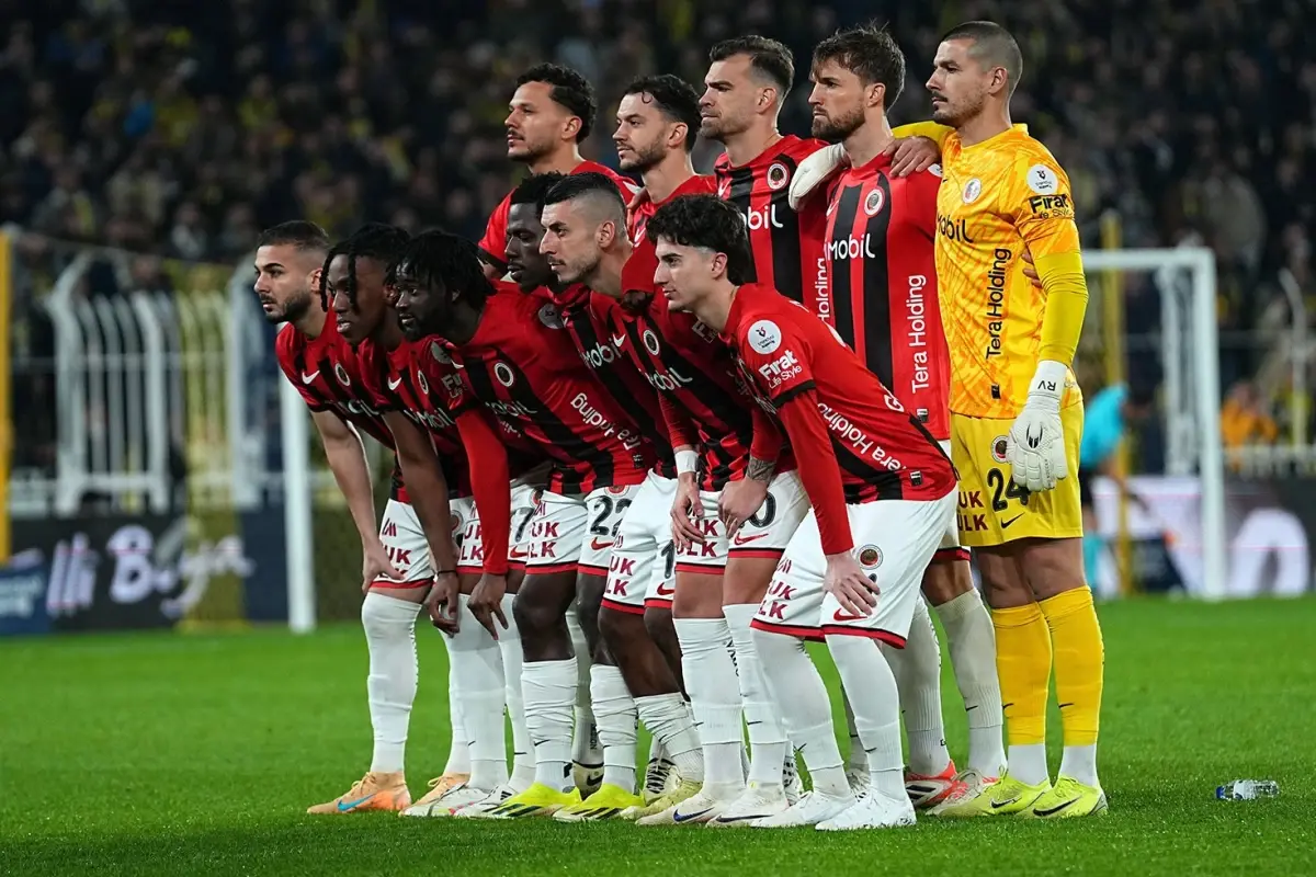 Kadıköy Stadyumu Oğulcan Ülgün’ün Centilmenliğiyle Ayakta Alkışlandı