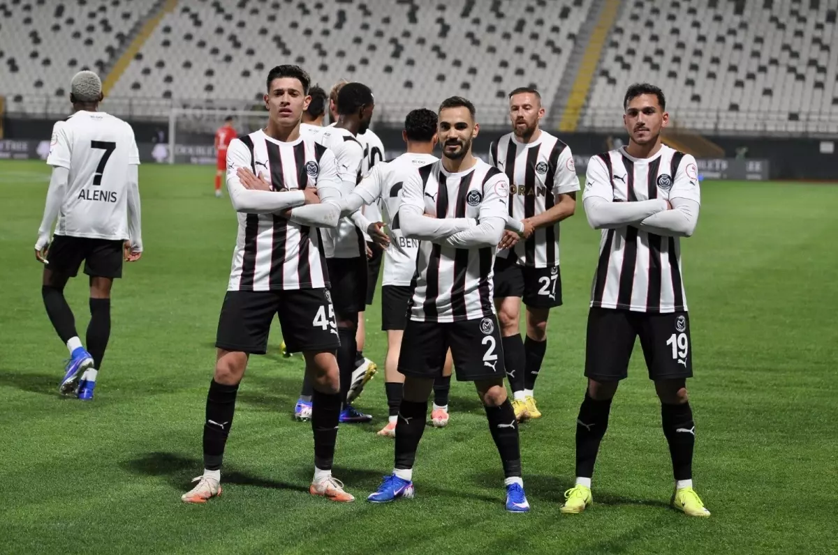 Manisa FK'da Şok Duyuru: Teknik Direktör Dalcı Görevden Ayrıldı