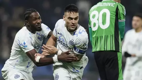 Inter'in golleri sırasında saha görüntüsü