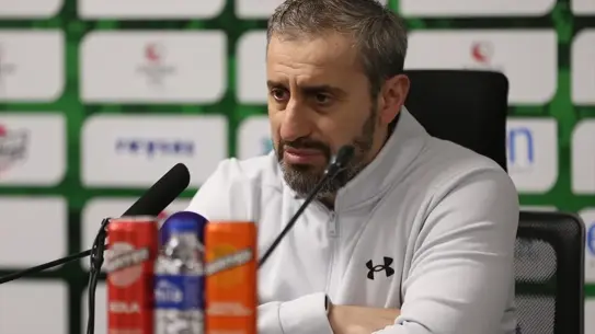 Erzurumspor, Sakaryaspor'u 1-0'lık Deplasmanda Mağlup Ederek Kritik 3 Puan Kazandı