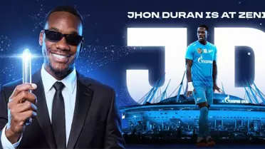 Zenit formasıyla Jhon Duran