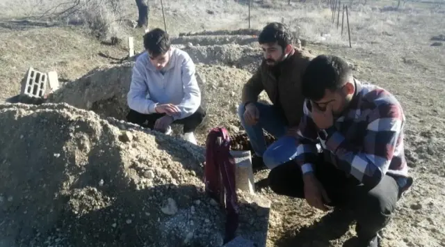 Mahkeme dışı kalabalık