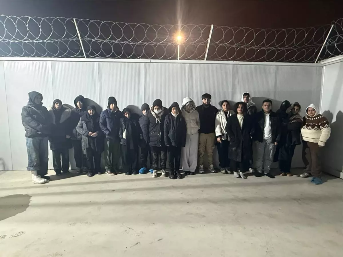 Edirne Uzunköprü'de 18 Kaçak Göçmen Yakalandı
