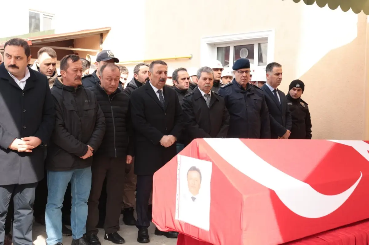 Zonguldak’ta Emekli Polis Kazım Kızıl’ın Cenazesi Yapıldı